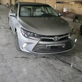 Toyota Camry 2016