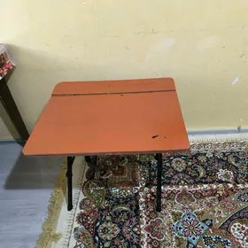 письменный стол детский