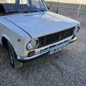 Lada 2104 1983