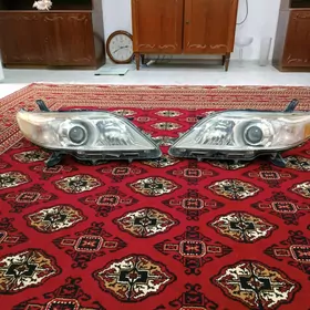 фары Тойота сиенна