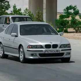 BMW E39 2000