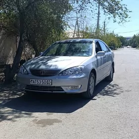 Toyota Camry 2004
