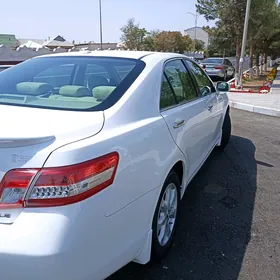 Toyota Camry 2010