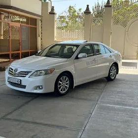 Toyota Camry 2010