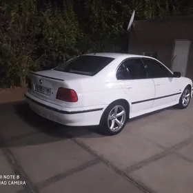BMW E39 1998