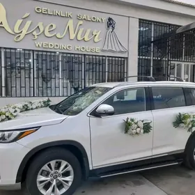 Toyota Highlander 2019