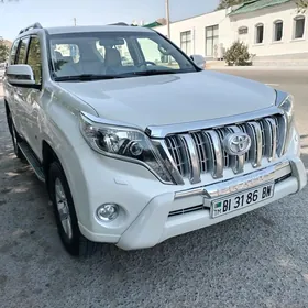 Toyota Land Cruiser Prado 2014