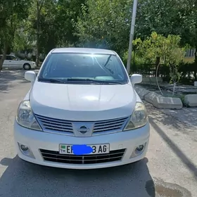 Nissan Versa 2010