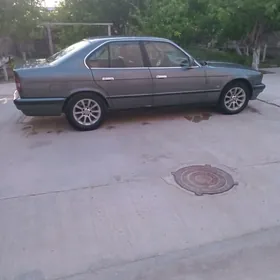BMW 520 1990
