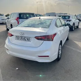 Hyundai Accent 2021