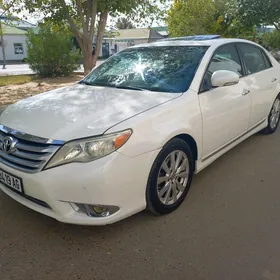 Toyota Avalon 2011