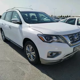 Nissan Pathfinder 2020