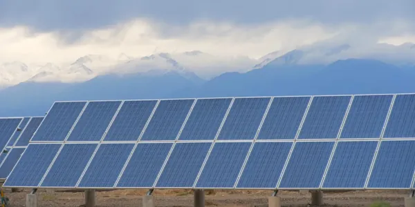 Hytaý alty aýda beýleki ýurtlara garanyňda, iň köp Gün elektrik stansiýasyny gurdy