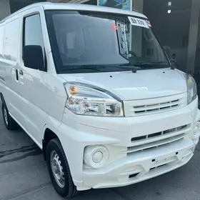 CMC Veryca 2023