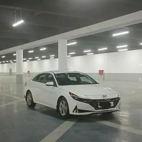 Hyundai Elantra 2021