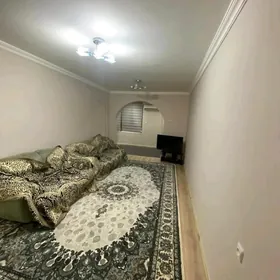 продам 11 мкр 2х комнатную