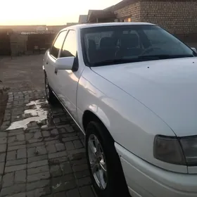 Opel Vectra 1990