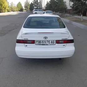 Toyota Camry 1999