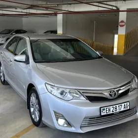 Toyota Camry 2012