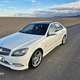 Mercedes-Benz C350 2009