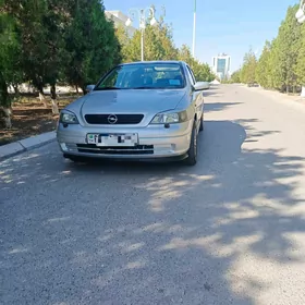 Opel Astra 2000