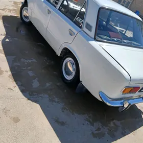Lada 2104 1980