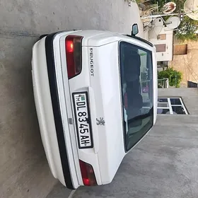 Peugeot 405 2001