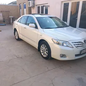 Toyota Camry 2011