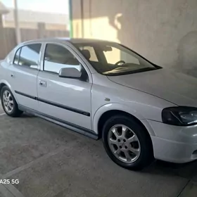Opel Astra 2002