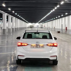 Hyundai Accent 2021