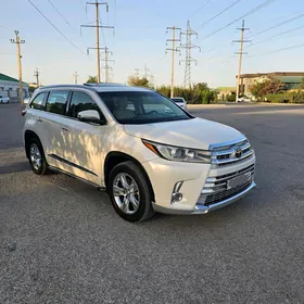 Toyota Highlander 2016