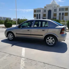 Opel Astra 2003