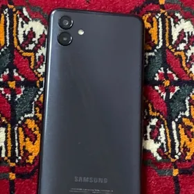 SAMSUNG    A04