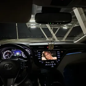 Toyota Camry 2020