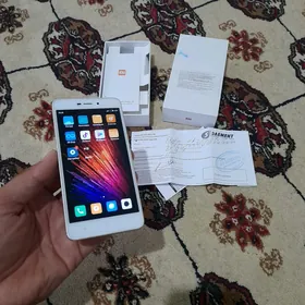 Xiaomi 4