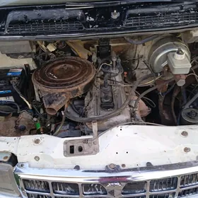 Toyota Hiace 1999