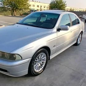 BMW E39 2002