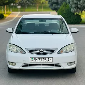 Toyota Camry 2004