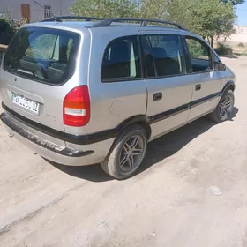 Opel Zafira 1999