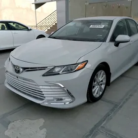 Toyota Camry 2022