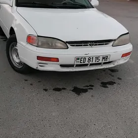 Toyota Camry 1995