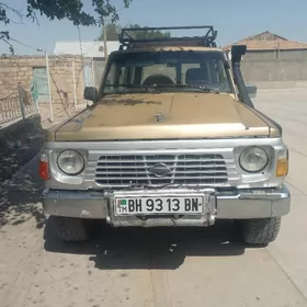 Nissan Patrol 1994