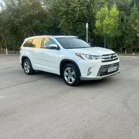 Toyota Highlander 2016