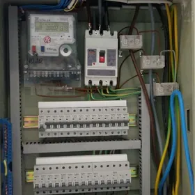 Elektrik santehnik