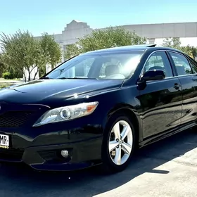 Toyota Camry 2010