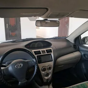 Toyota Yaris 2007