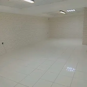 boş komnat bar