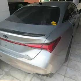 Toyota Avalon 2021