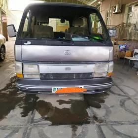 Toyota Hiace 1988