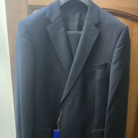Kostyum balak